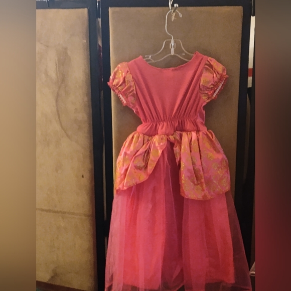 Dress - Picture 2 of 6